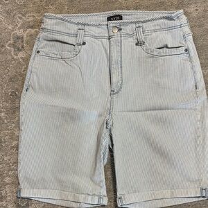 NYDJ Gray Jean Shorts Classic Straight-Cut